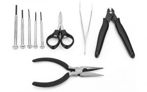 Geek Vape Mini Tool Kit 5 DIY tools in detail